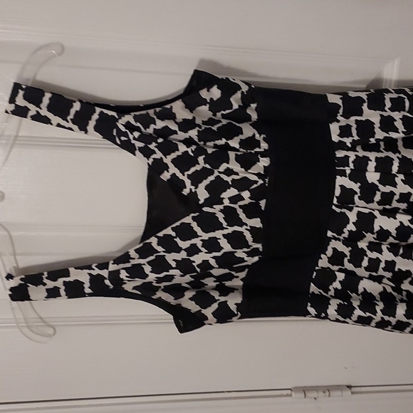 White house black market dress - Picture 2 of 6